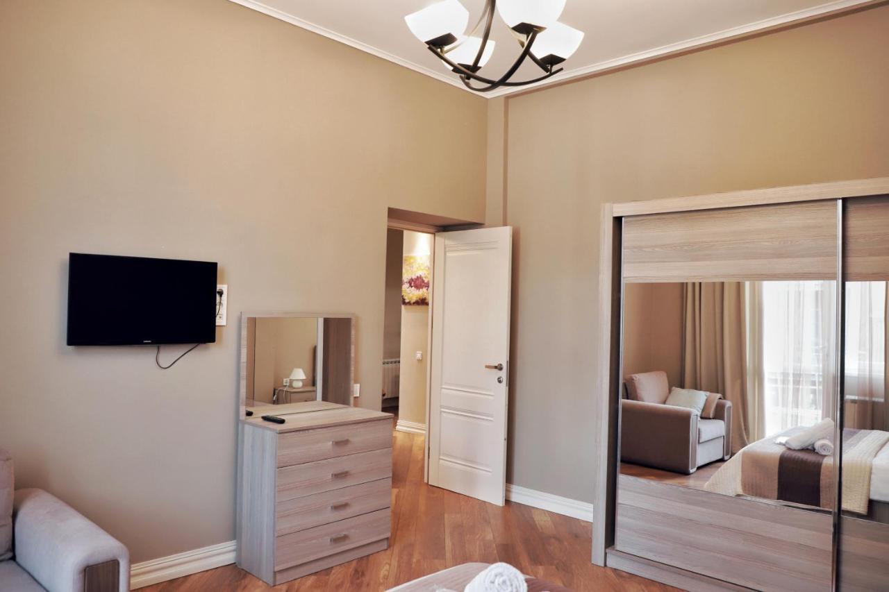 Hd Dream Apartment Tbilisi Buitenkant foto